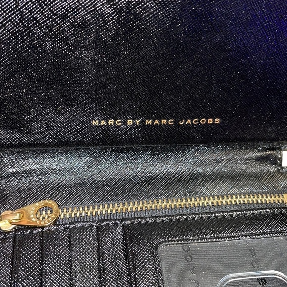 Marc by Marc Jacobs black & white Zip Wristlet - Picture 4 of 4